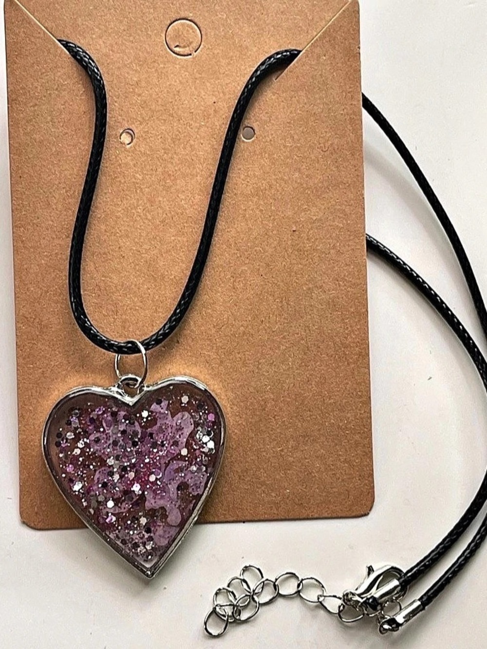 Heart Pendant Necklace in Black & Pink Like New